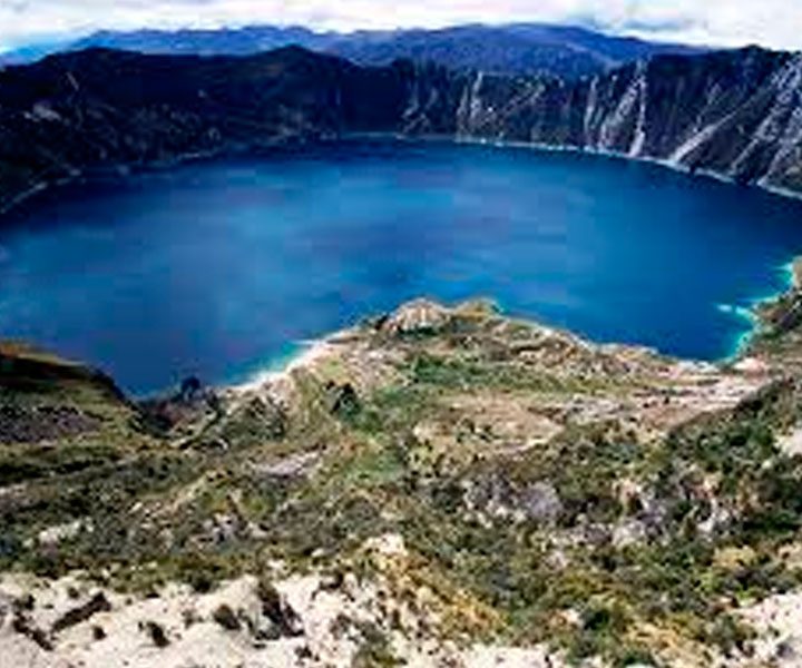 lagoon-quilotoa-private-daily-tours-from-quito