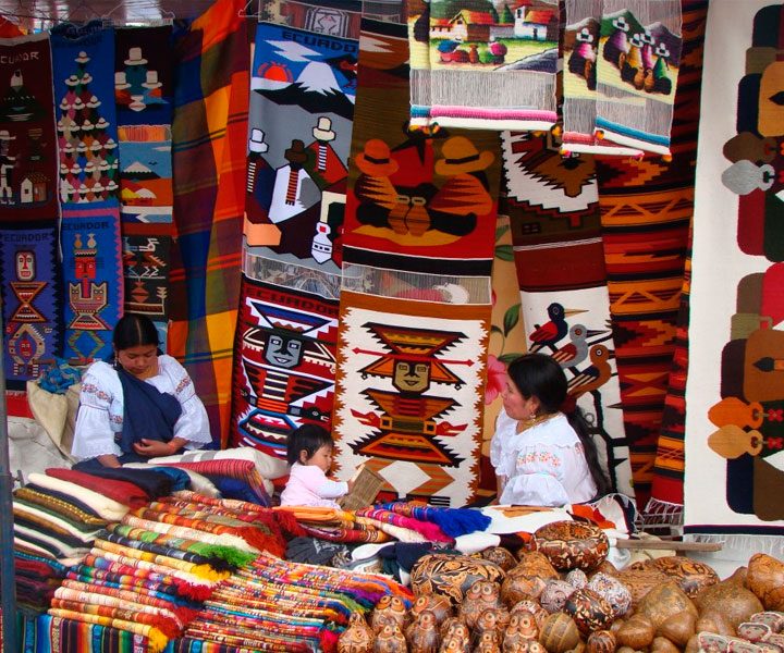 otavalo-indigena-market-private-daily-tours-from-quito